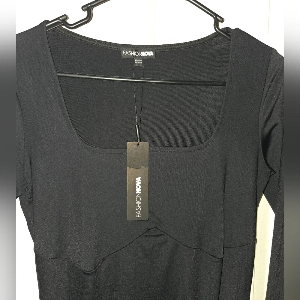 NWT!! Fashion Nova Elegant Black Long Sleeve Dress - Picture 6 of 7